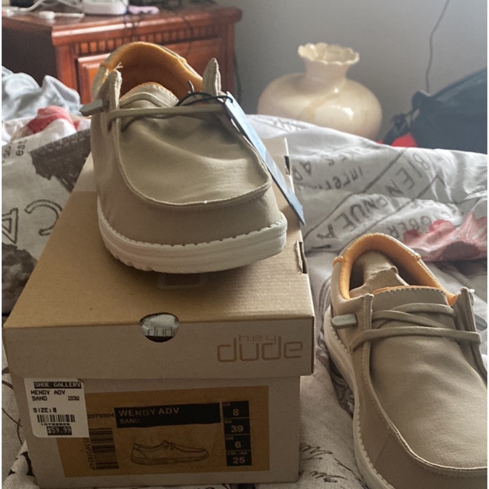 Women hey dude shoes
